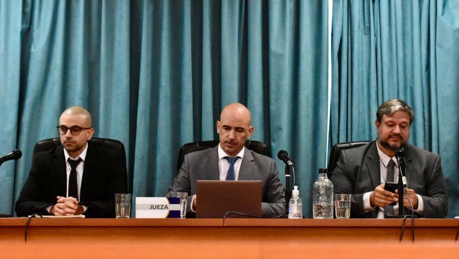 Hermosilla, Kees y Guaita, los integrantes del Tribunal del juicio por la estafa con planes sociales. (Matías Subat)