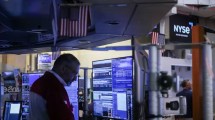 Imagen de Luz verde de la Fed en Wall Street: bajó la tasa y las acciones argentinas cerraron con subas de hasta 4% 