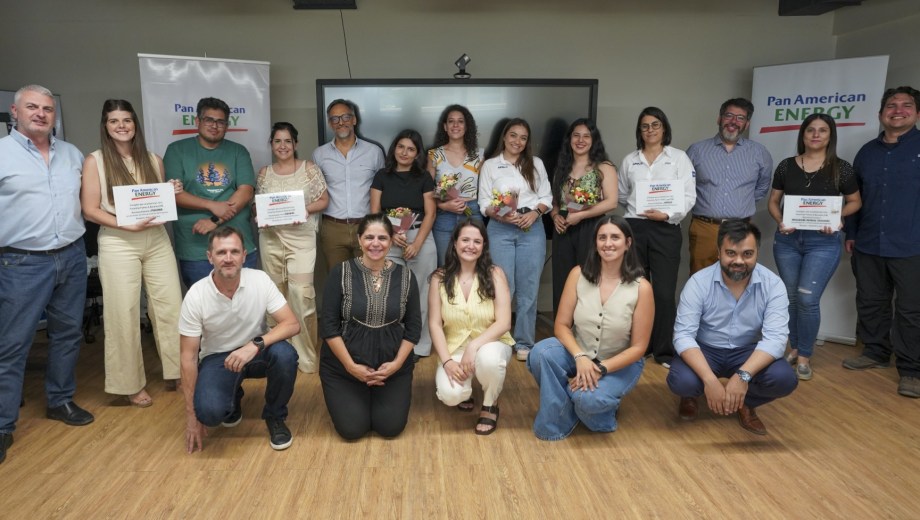 Estudiantes de la Universidad Nacional del Comahue realizaron su pasantía de 6 meses en diferentes Pymes. 