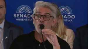 Pablo Echarri fue al Congreso y apuntó contra la reforma laboral del Gobierno: «Regresiva y ruinosa»