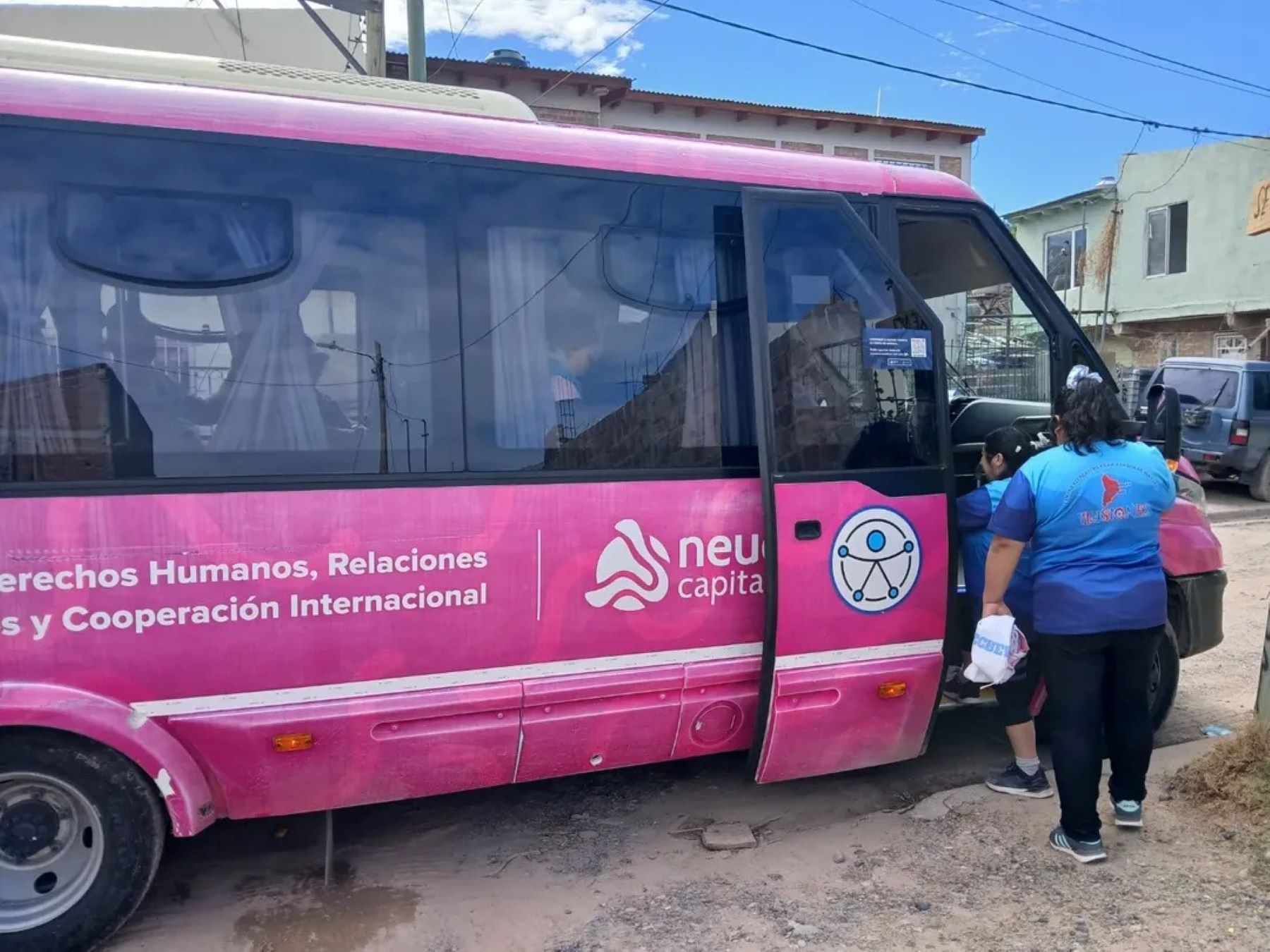 Fiesta de la Confluencia 2026 en Neuquén: cómo solicitar el transporte para personas con discapacidad