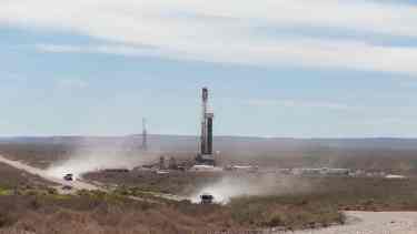 «Una gran noticia para Vaca Muerta»: el presidente de YPF celebró el desembarco del «Rey del fracking»