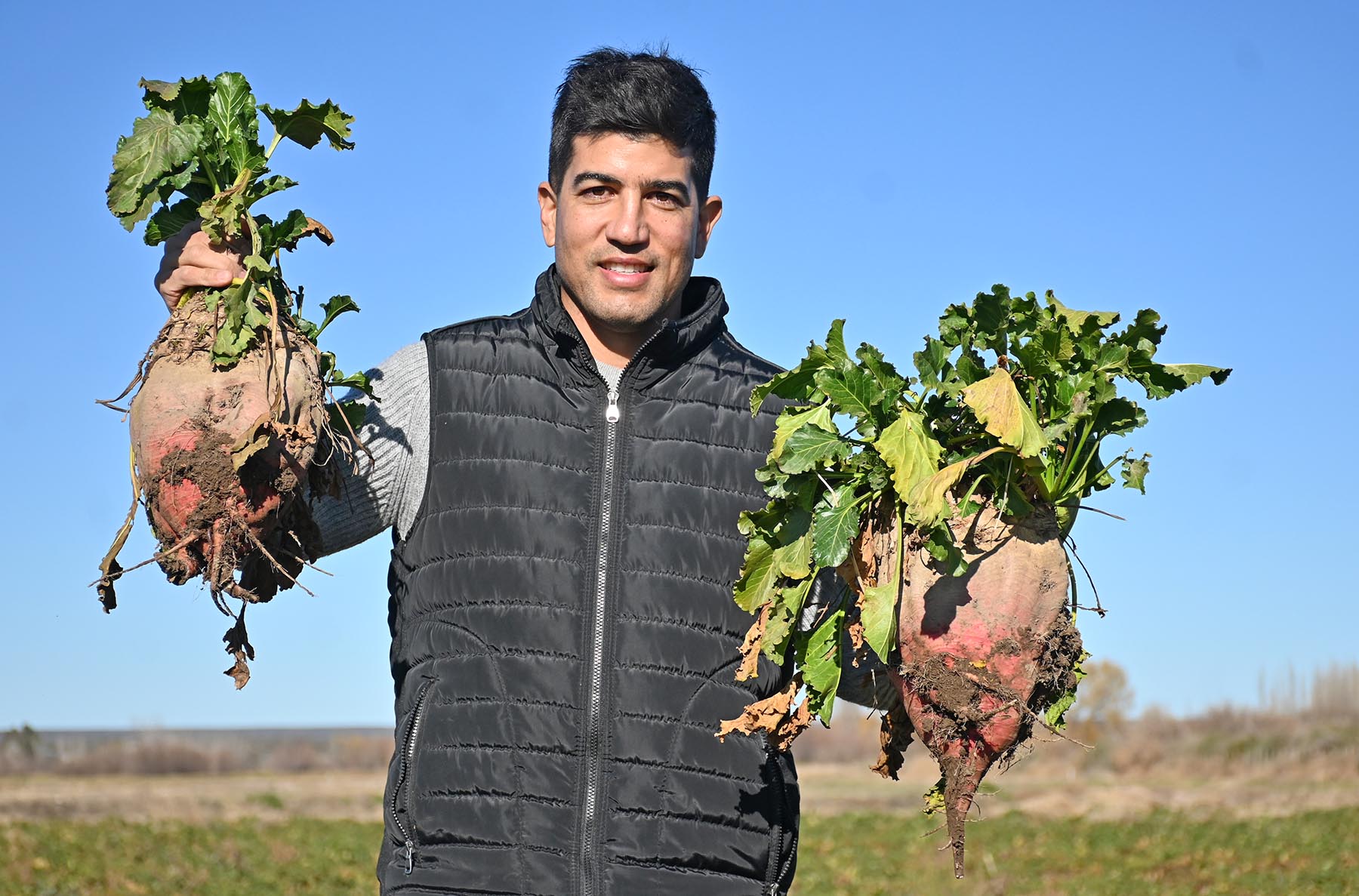 Valle Azul, Río Negro. Nicolás García, de Agropecuaria Don Manuel, logró 2.198 kilos de carne por hectárea a pasto con remolacha.