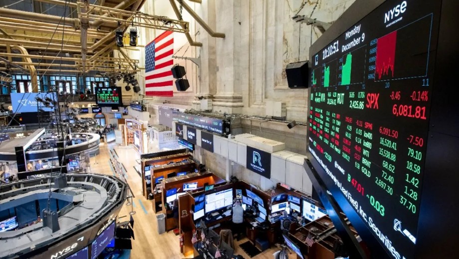 El dato más relevante para la macroeconomía es la baja del Riesgo País este viernes 12 de diciembre. (Foto: gentileza)