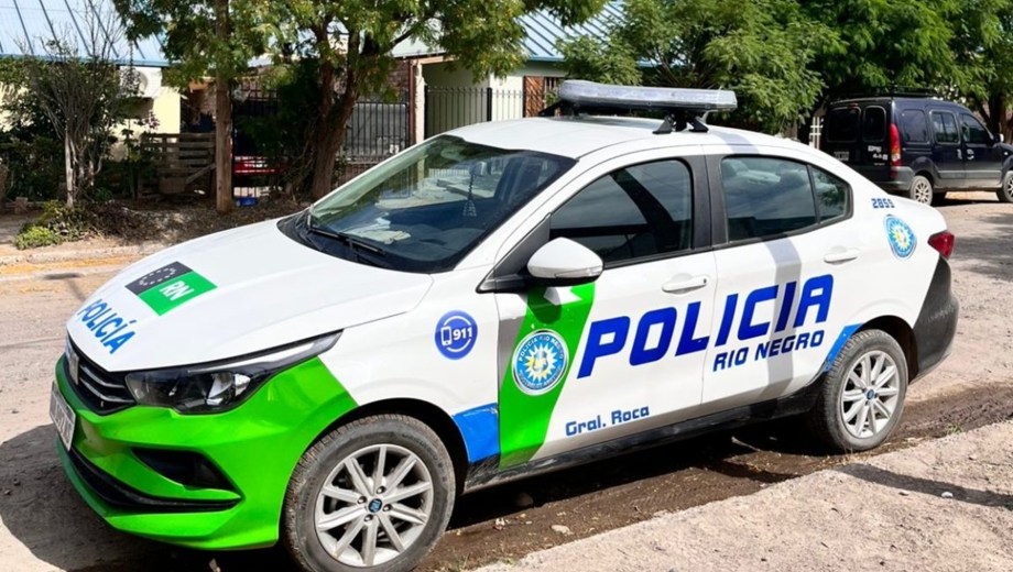 Personal de la subcomisaría 69 intervino en el barrio Quinta 25 de Roca para controlar el disturbio y aprehender al sospechoso.
