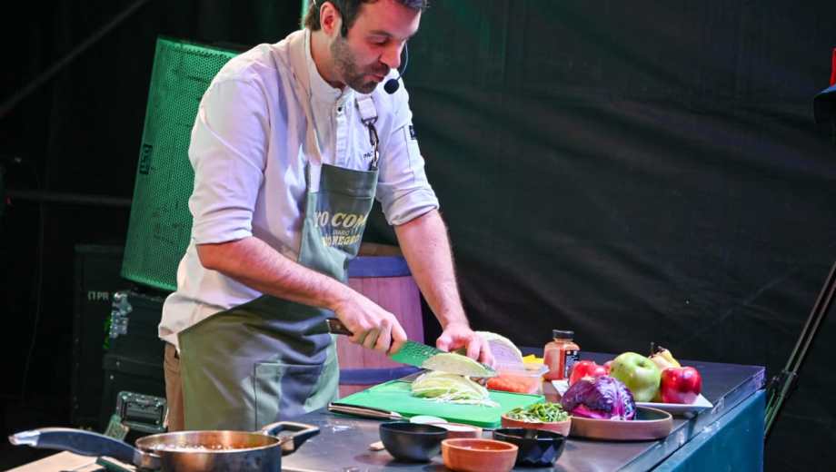 Paco en plena preparación.