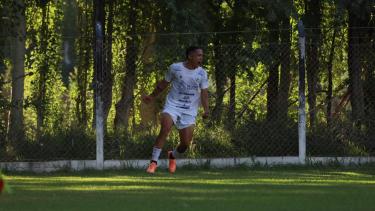 Atlético Regina y La Amistad siguen punteros en la Liga Confluencia: qué le queda a cada uno
