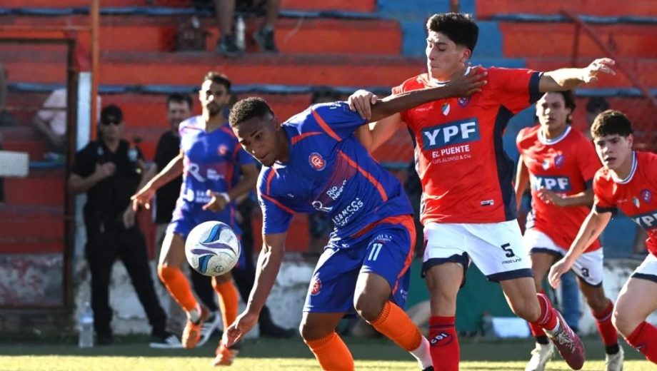 El Depo viene de eliminar al Rojo (RC) y va con Sportsman. (Archivo Alejandro Carnevale)
