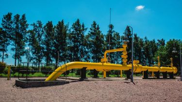 De Vaca Muerta a Uruguay: PAE selló un contrato para exportar gas al vecino país