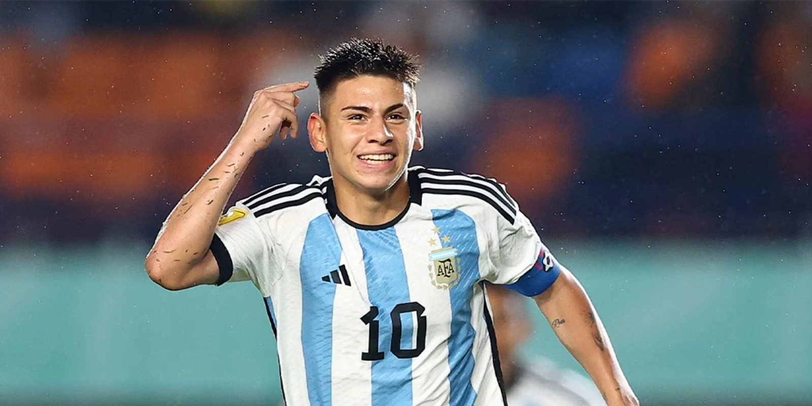 Fin de la novela: el Diablito Echeverri tiene nuevo equipo