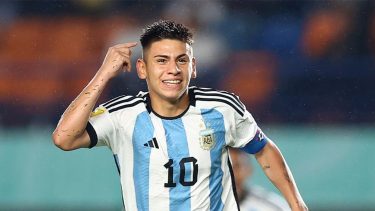 Fin de la novela: el Diablito Echeverri tiene nuevo equipo