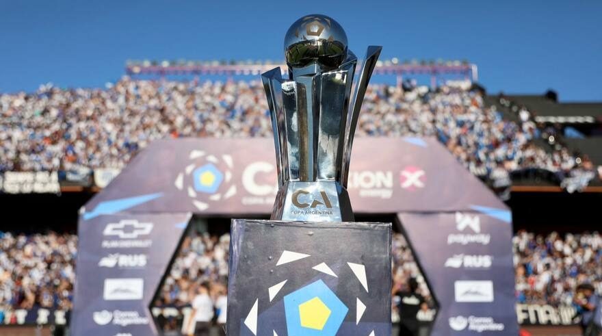 ¿Cuánto dinero gana el campeón de la Copa Argentina 2026? La brutal diferencia con el fútbol brasileño