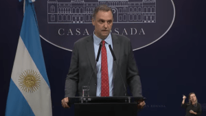 Aerolíneas Argentinas incorpora 18 aviones y anuncia obras en 13 aeropuertos del país, dos son de la Patagonia