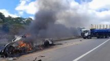 Imagen de Tragedia en Brasil: al menos 11 personas murieron en un choque frontal seguido de incendio
