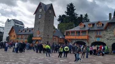 Acuerdo salarial en Bariloche: incorporarán al básico la suma fija de los municipales