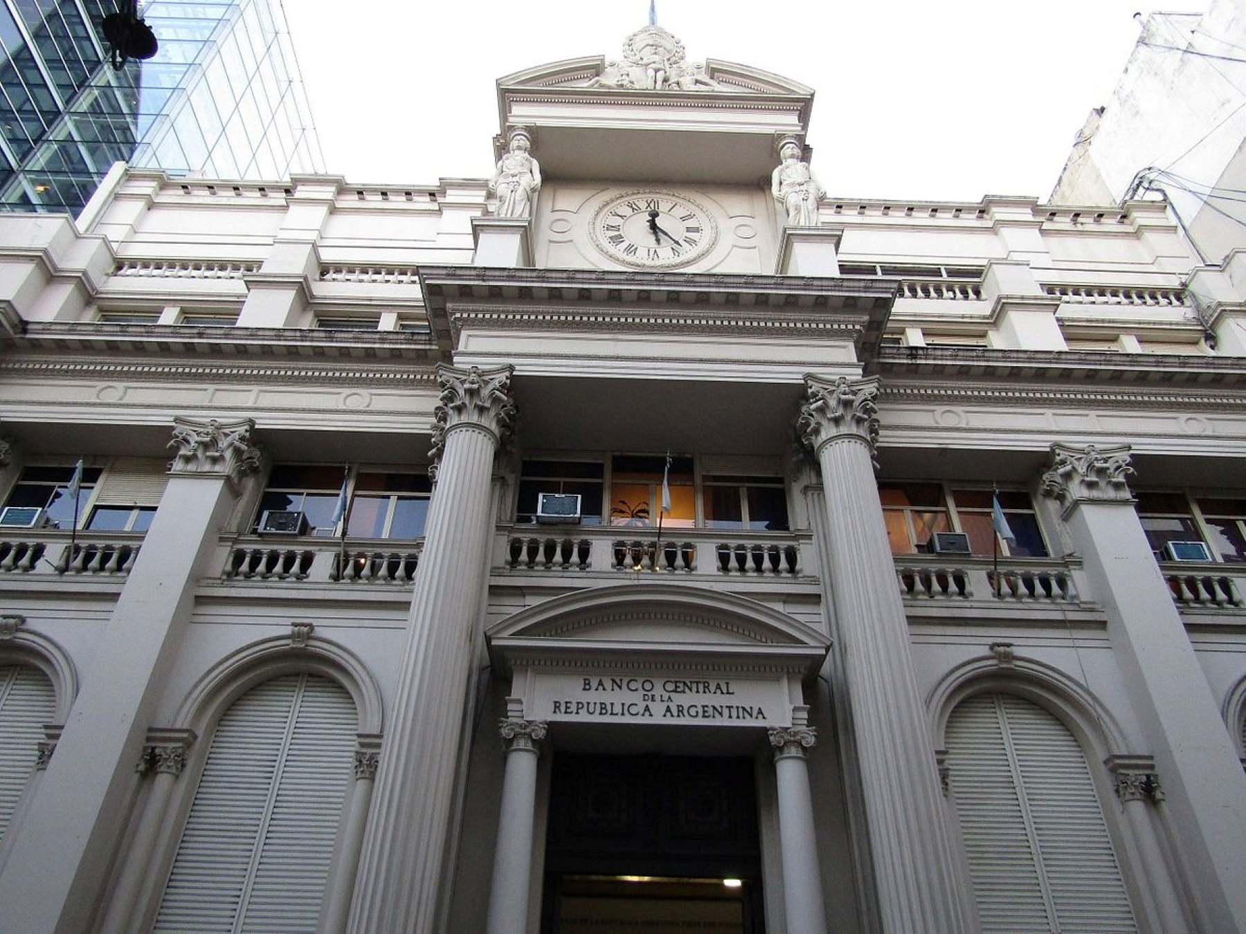Aumento en la morosidad | Se triplicaron los cheques rechazados en un ...