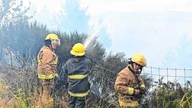 Incendio en Bariloche: «El domingo habrá condiciones que pueden complicar el escenario»