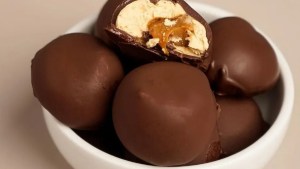 Bombones helados hechos en casa en solo dos pasos