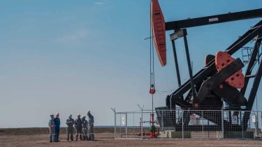 La minería crece por el petróleo y el litio, pero se agravan las caídas en oro, plata y minerales para la construcción 