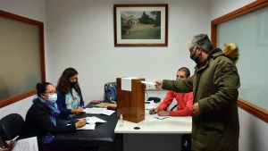 La Justicia suspendió las elecciones en el gremio de los legislativos de Río Negro