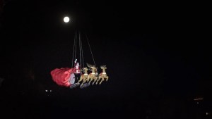 Elevé desembarca en Cipolletti con un mágico show aéreo de nivel internacional para Navidad