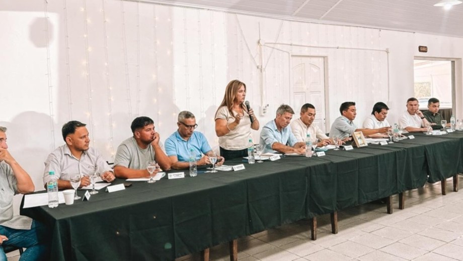 El encuentro se realizó en La Pampa y contó con la presencia de representantes de Río Negro y Neuquén. Foto: municipio de Catriel. 