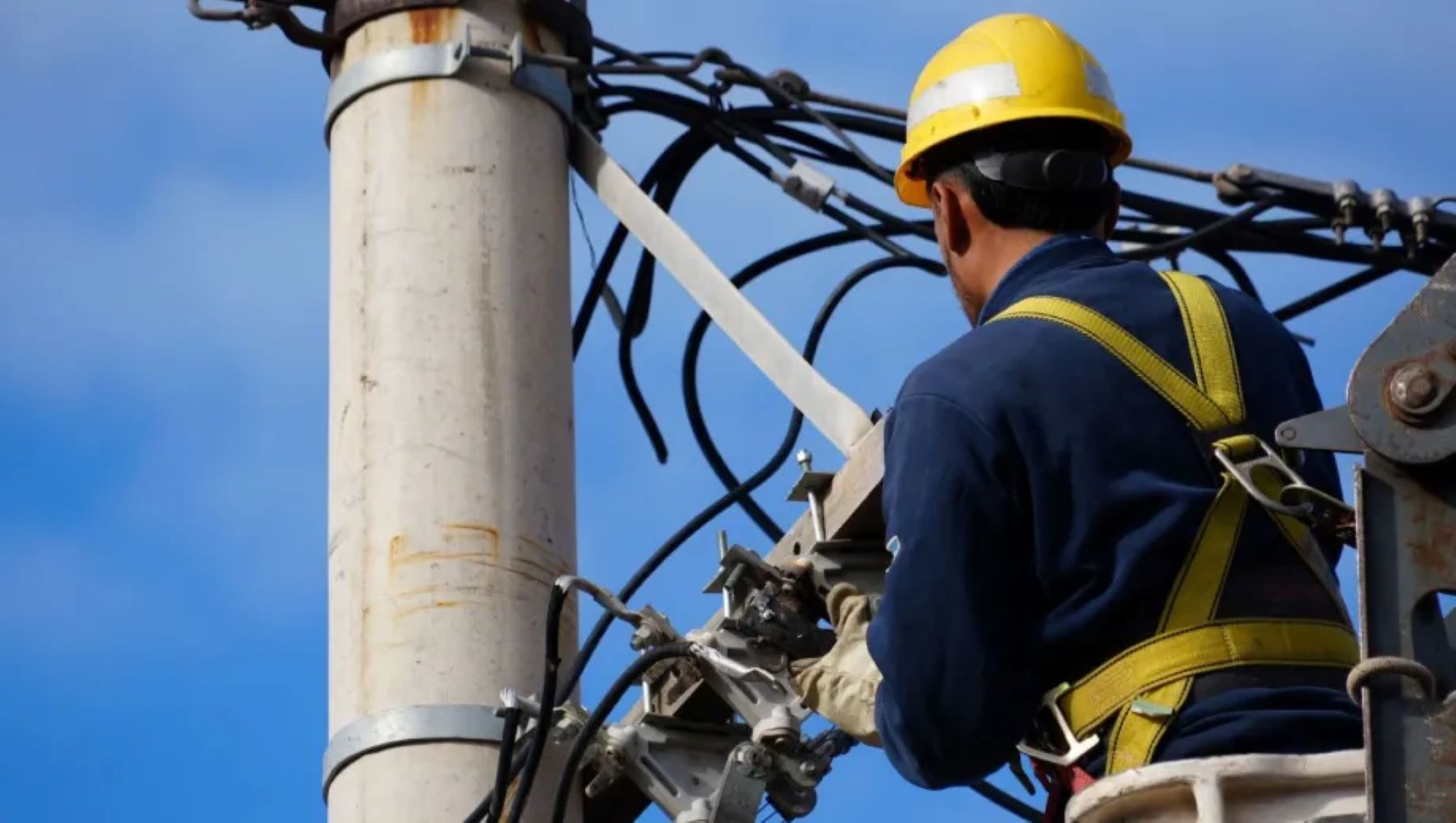 Servicio a la comunidad: EdERSA anunció un corte programado de luz para este domingo en Roca