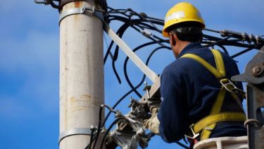 Servicio a la comunidad: EdERSA anunció un corte programado de luz para este domingo en Roca