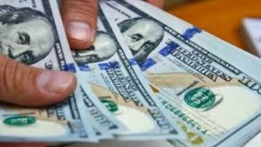 Operativo U$S 4.200 millones: el Tesoro ya acumuló la mitad de los dólares para el vencimiento de enero 2026