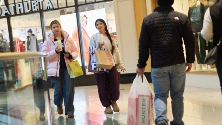 Desaceleró la inflación de Estados Unidos. Foto: AP/ Ryan Sun