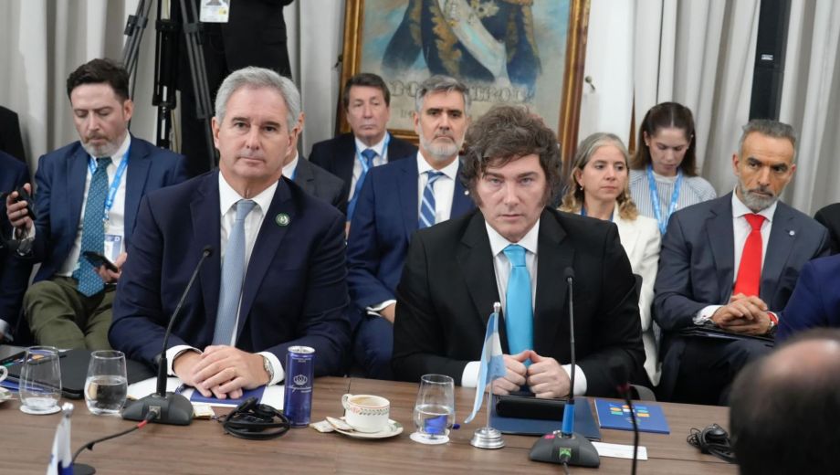 Javier Milei en la cumbre del Mercosur.