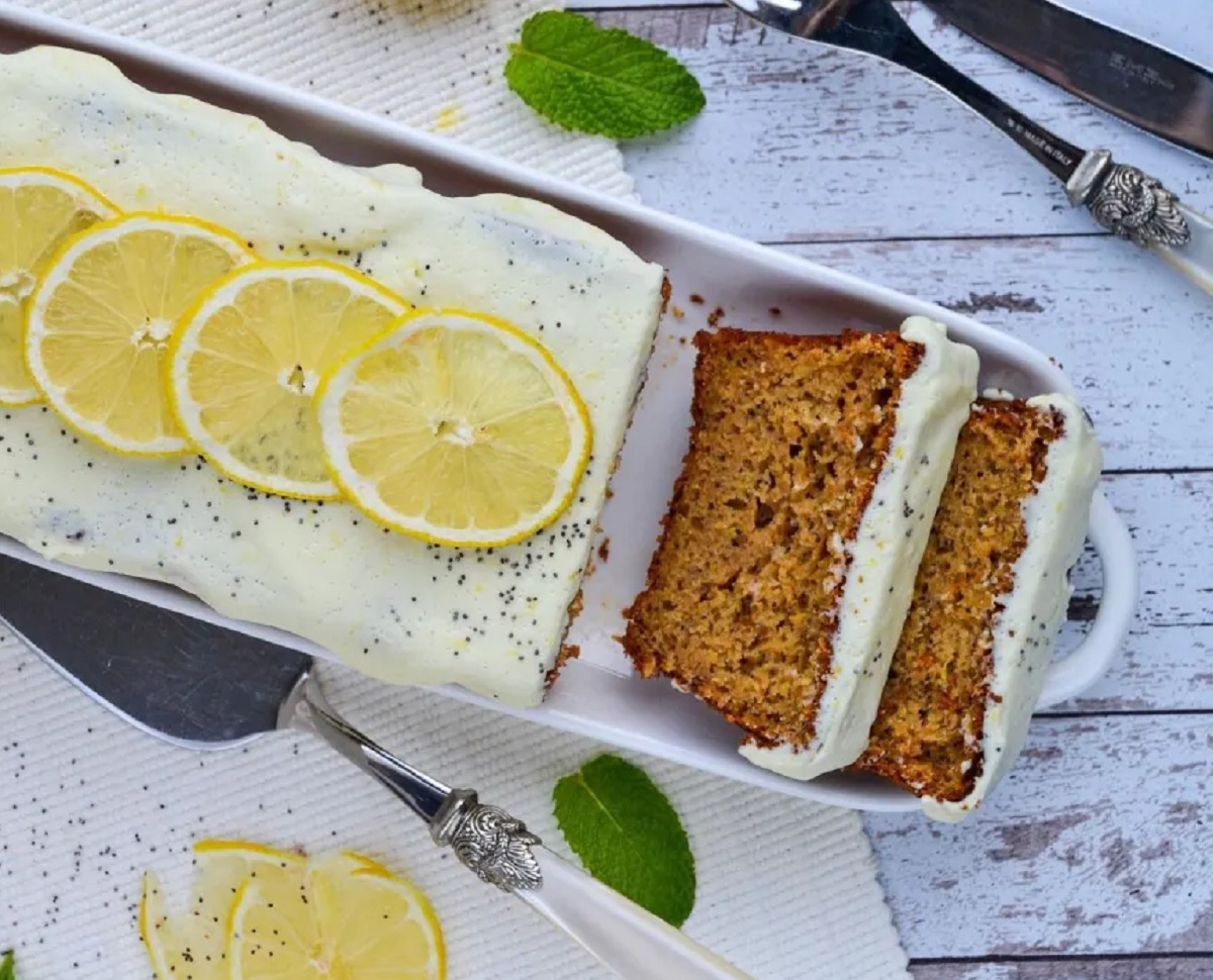 Receta de bizcochuelo integral de limón con glaseado