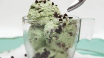 Imagen de De postre un refrescante y rico helado de menta granizada hecho en casa
