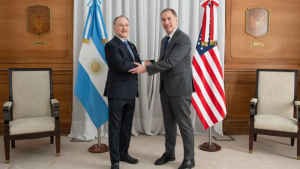 Diego Santilli se reunió con el embajador Peter Lamelas mientras avanza el acuerdo comercial con Estados Unidos