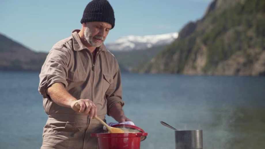 Christian Petersen en la cordillera.-