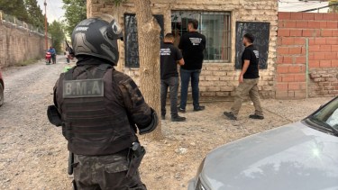 Secuestran pirotecnia ilegal en Cipolletti en un operativo entre el municipio y la policía