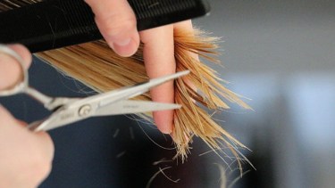 Calendario Lunar 2025: cuál es el mejor día para cortarse el pelo según la fase de la Luna