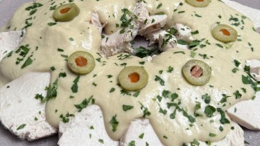 En 3 simples pasos: cómo hacer pollo toné, un clásico reversionado para las Fiestas