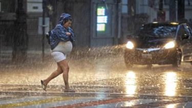 Alerta por tormentas en Nochebuena en diez provincias y advertencia por viento en un sector de la Patagonia antes de Navidad