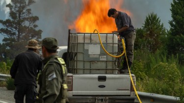 Solidaridad a flor de piel: la lucha silenciosa de las brigadas voluntarias contras las llamas