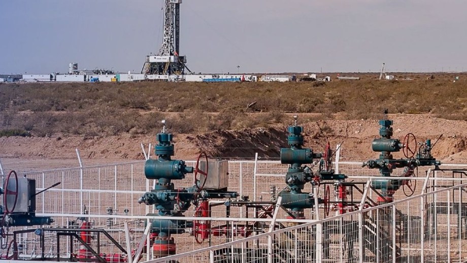 Horacio Marín, Presidente de YPF confirmó que el bloque operado por YPF y Chevron alcanzó los 100 mil barriles por día en diciembre.