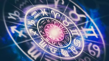 Los 3 signos del zodiaco que atraerán dinero y abundancia con la Luna nueva en Capricornio