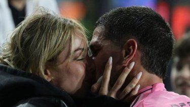 Tini Stoessel cerró 2025 con un posteo emotivo y un video cómplice junto a Rodrigo de Paul