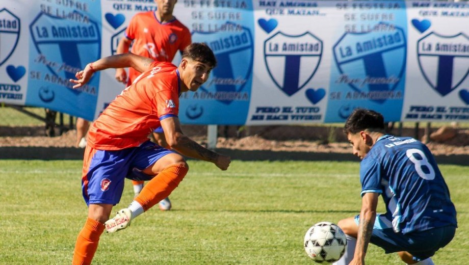 El Naranja y La Amistad quedaron a mano en el último encuentro disputado en Cipolletti.