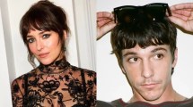 Imagen de Dakota Johnson fue vista de la mano con un músico y crecen los rumores de romance