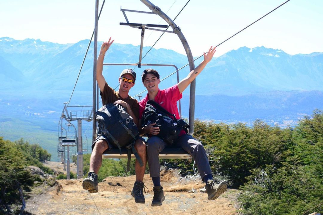 El fen&oacute;meno del verano patag&oacute;nico: caminar sobre nieve en El Bols&oacute;n