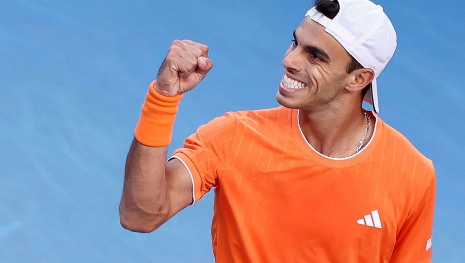 Fran atraviesa por un gran momento y llegó a octavos sin ceder sets. (AFP)