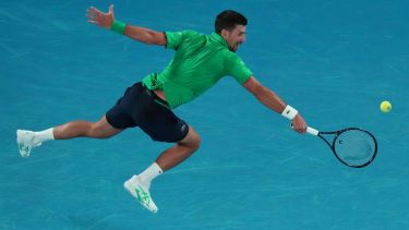 Novak Djokovic hace historia en Australia: 100 victorias y 5 fotones en Melbourne Park
