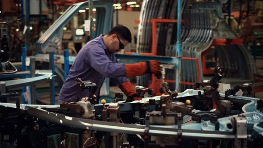 La economía entró en rojo al cierre de 2025. 