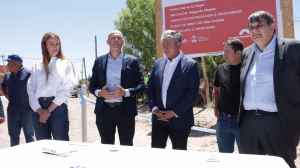 Rolando Figueroa inauguró una nueva ampliación de la red de gas en Centenario